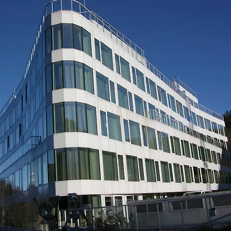 Czarna Gora- Biala Perla Z Mini Aneksem - 403 Heudorf