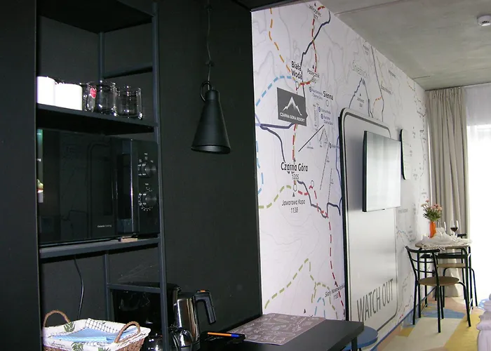 Czarna Gora- Biala Perla Z Mini Aneksem - 403 Heudorf